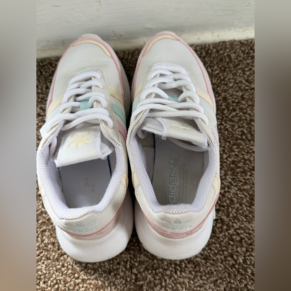 adidas Women’s Pastel Triple-Stripe Platform Sneaker - White Pink Mint Cream - Picture 4 of 6